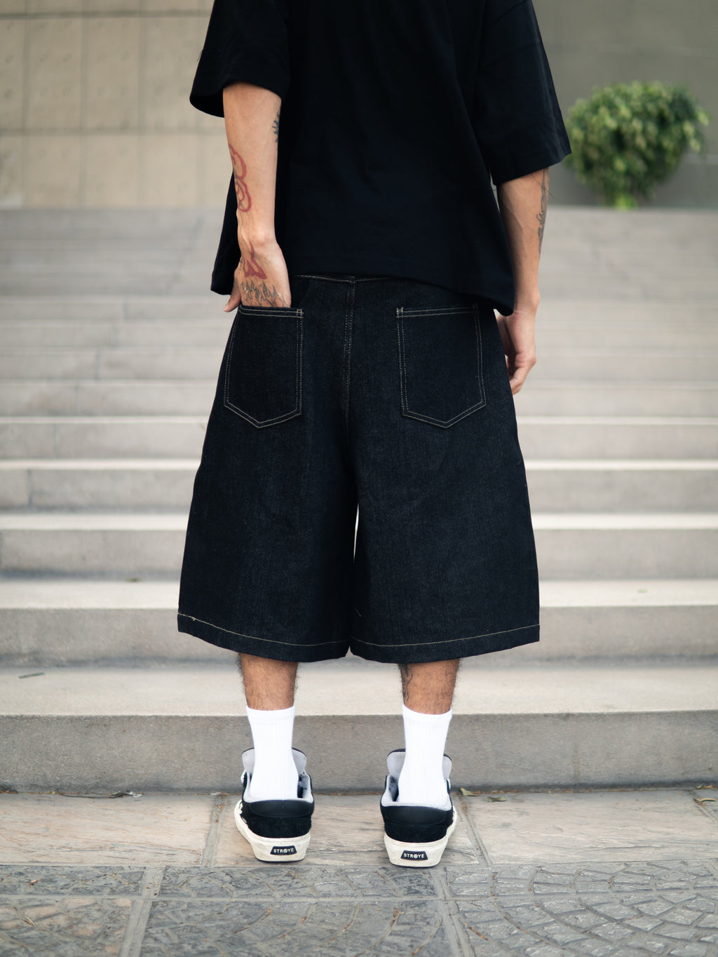 JORT RAW DENIM LINE BLACK