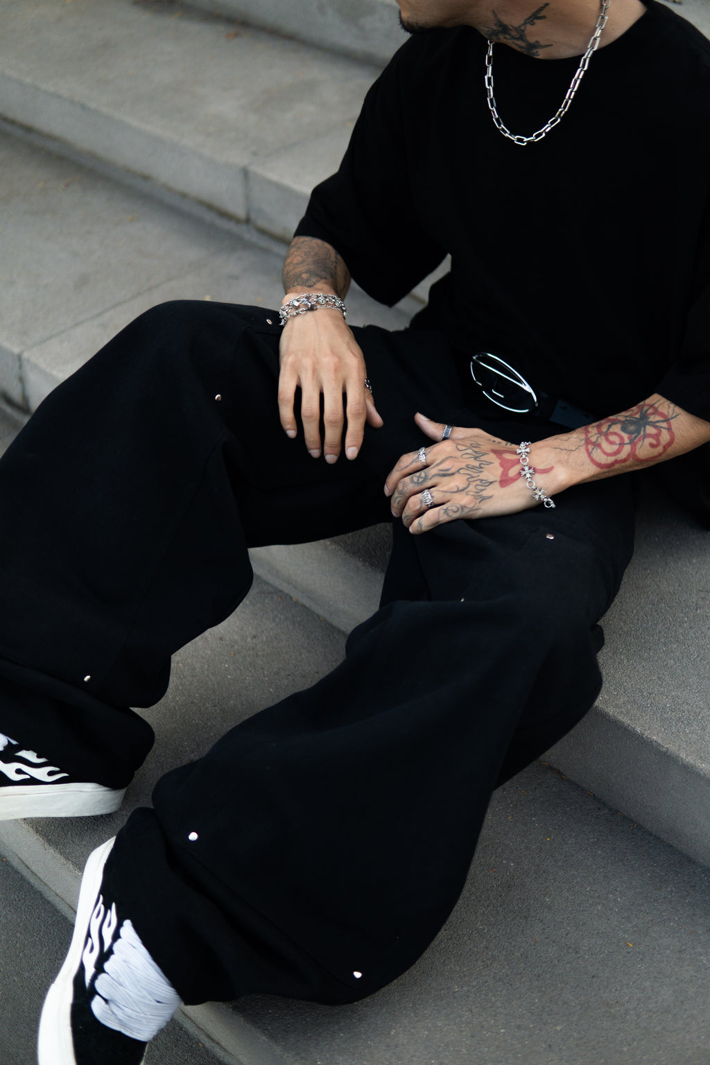 RIVET CARPENTER PANT